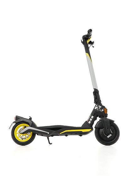 Электросамокат \ MAD AIR 10.4Ah (Yellow)